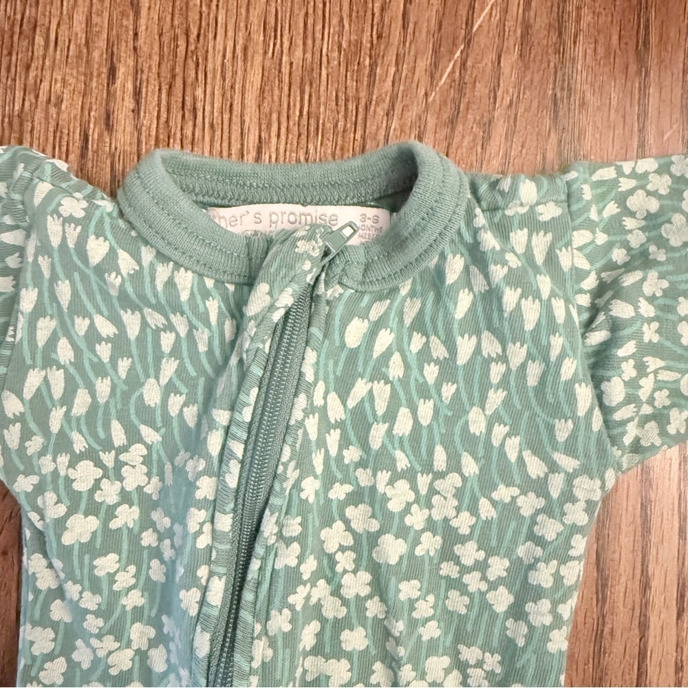 Mother's Promise Sz 3-6 Mo Cozy Green Clover Kids Footie SUPER CUTE! AK - Picture 3 of 5